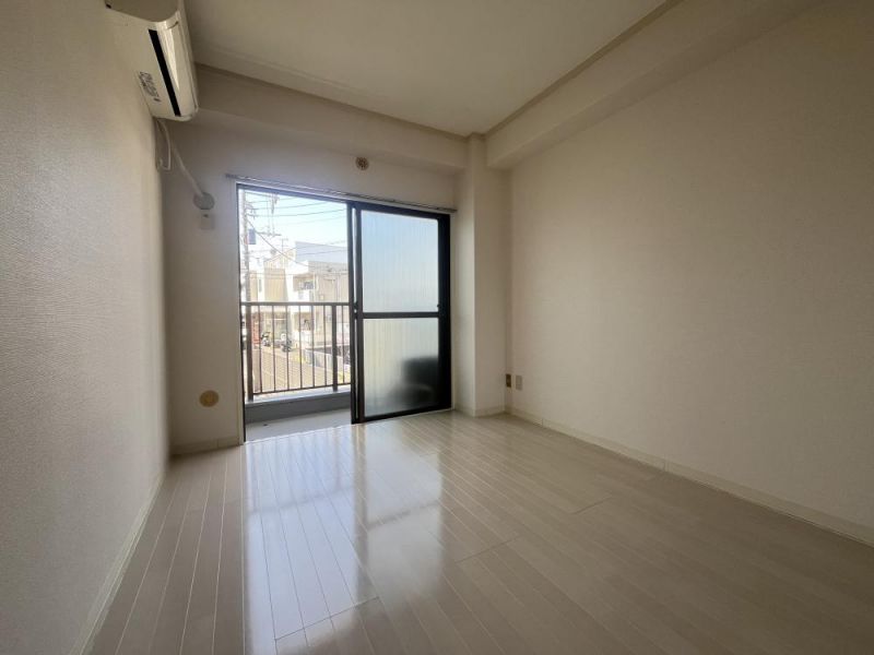 �y�Q���z�@