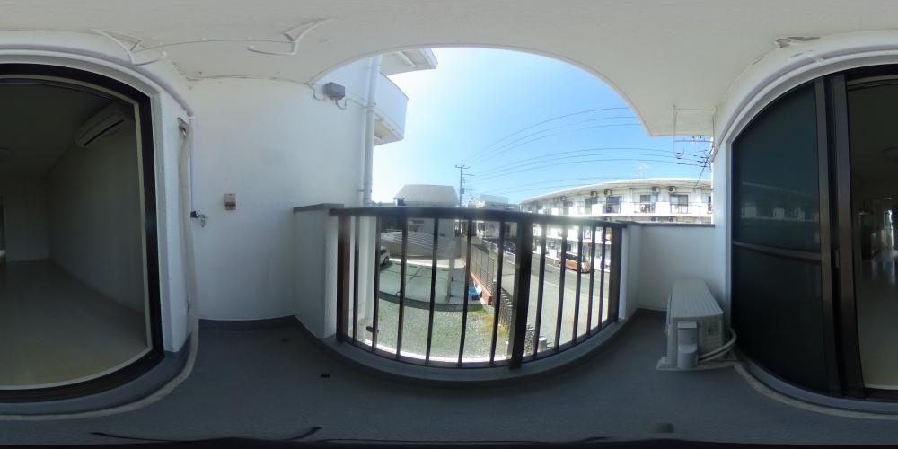 �o���R�j�[