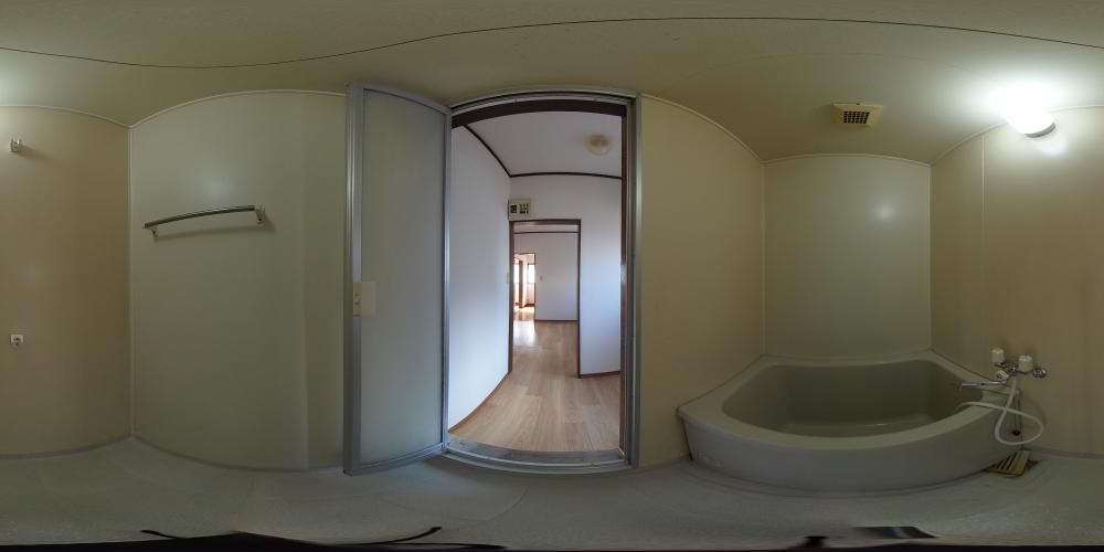 �o�X���[��