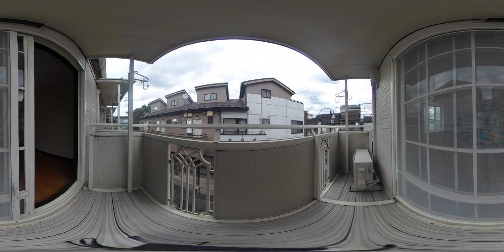 �o���R�j�[