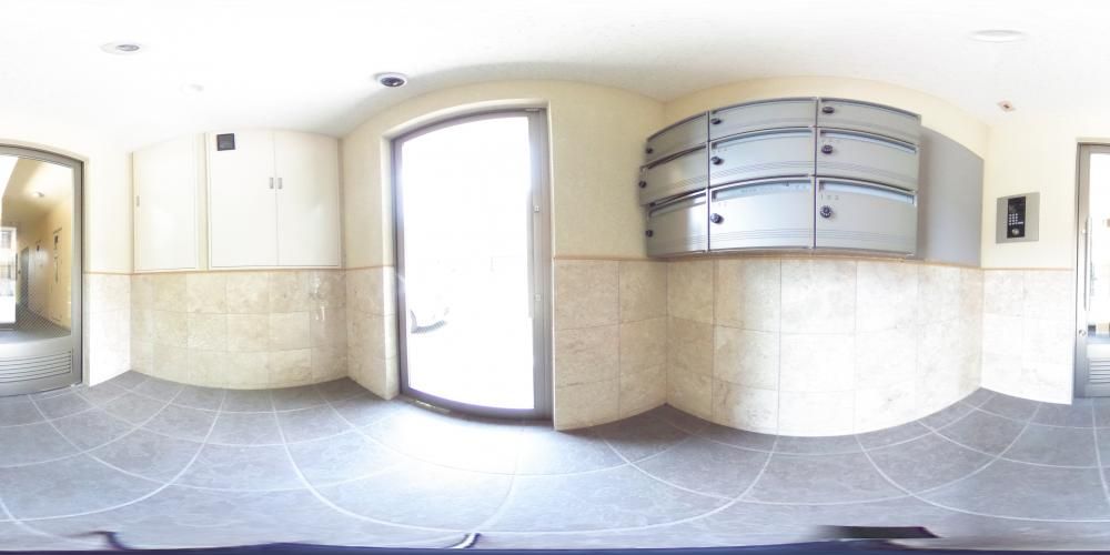 �G���g�����X