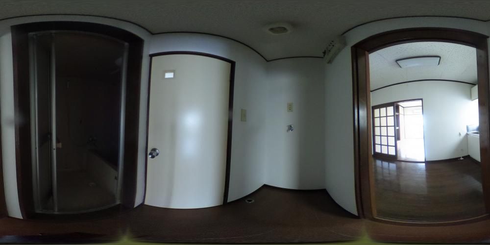 �o�X���[��