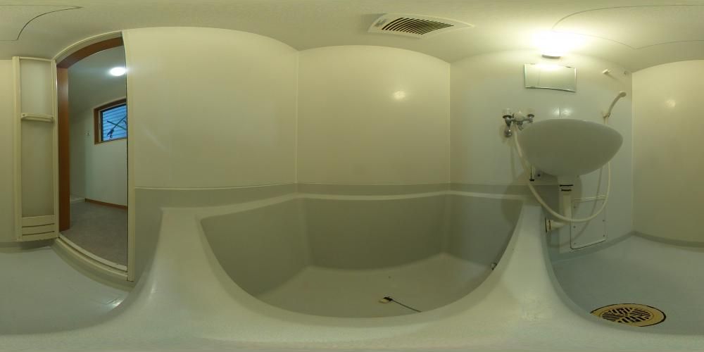�o�X���[��