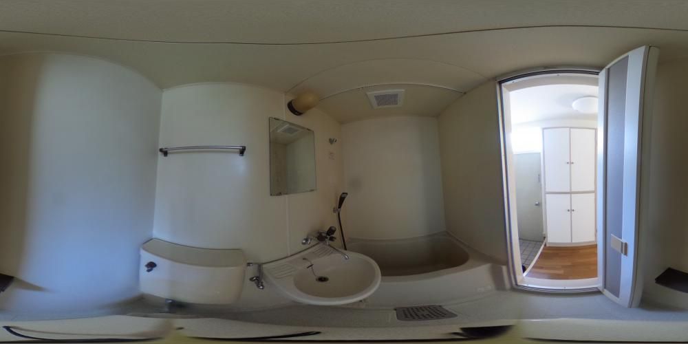 �o�X���[��