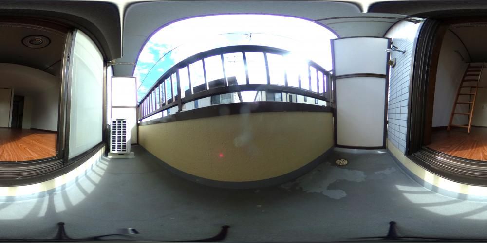 �o���R�j�[