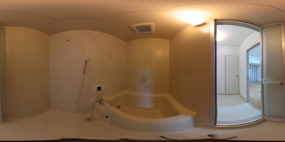 �o�X���[��