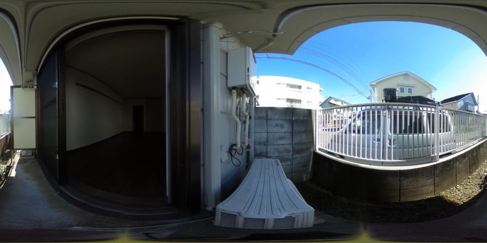 �o���R�j�[