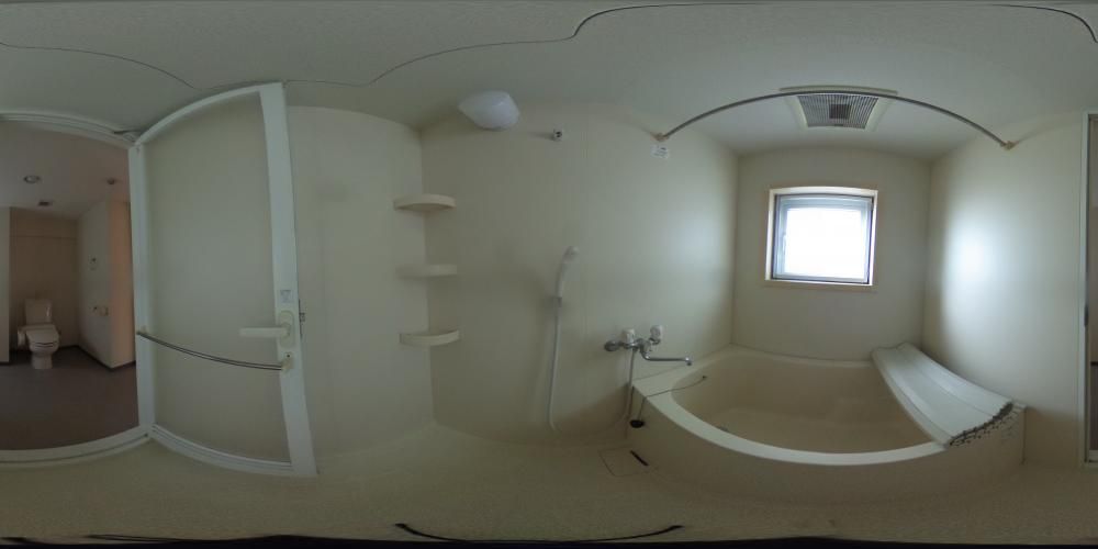 �o�X���[��