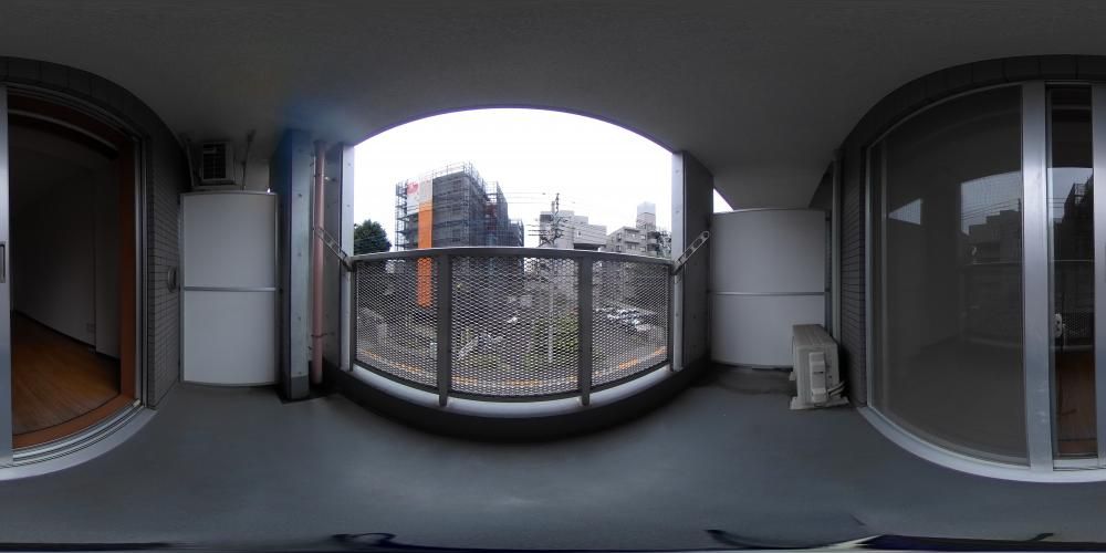 �o���R�j�[