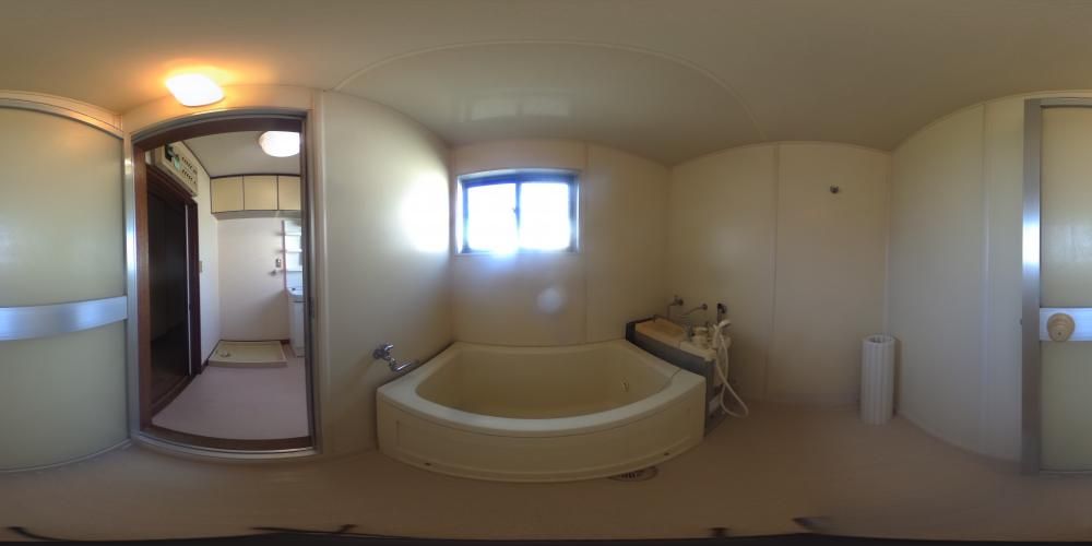 �o�X���[��